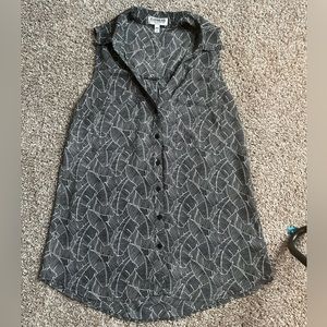 Express Sleeveless Portofino Top